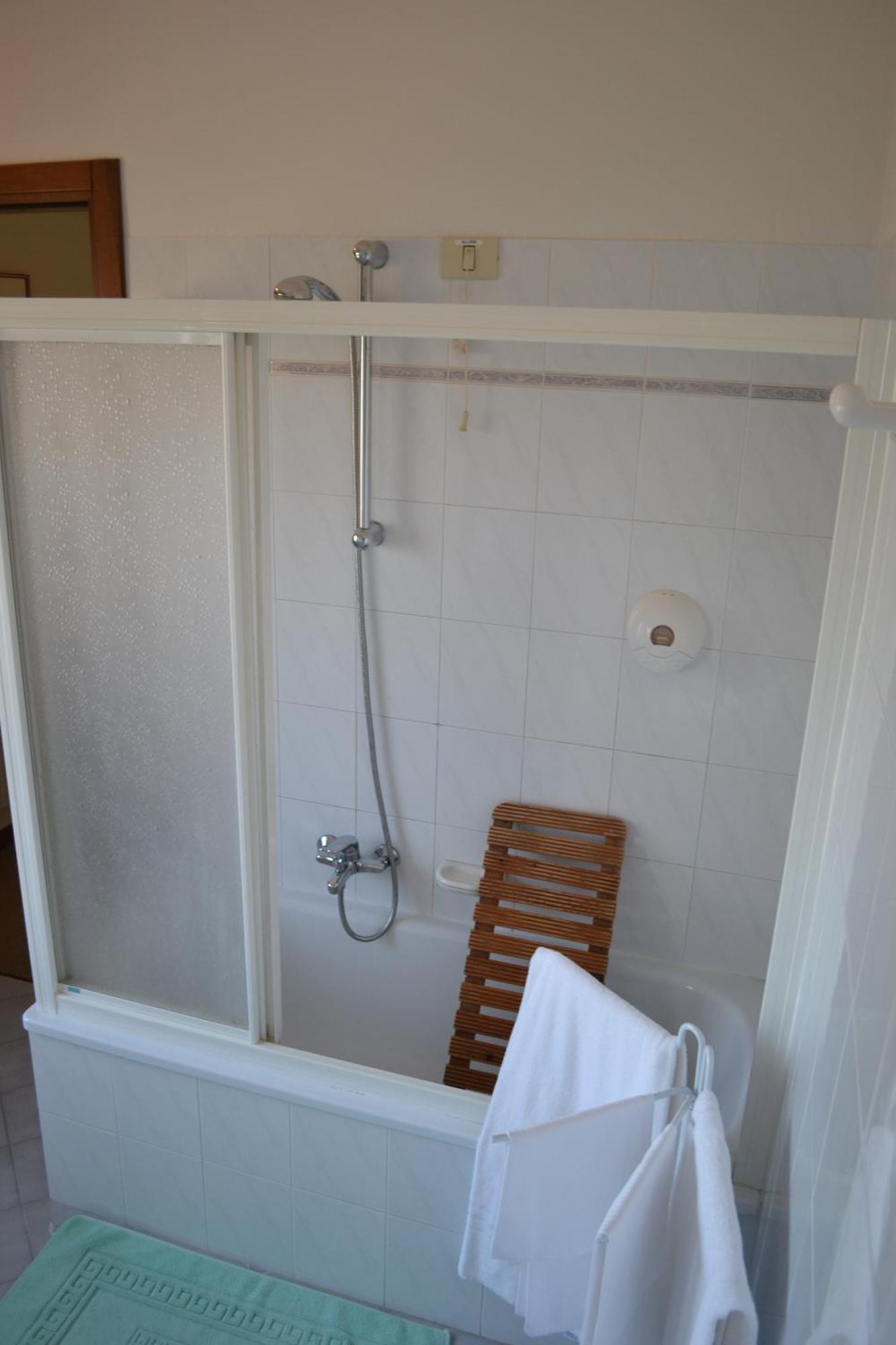 Albergo Elena Pianoro Δωμάτιο φωτογραφία